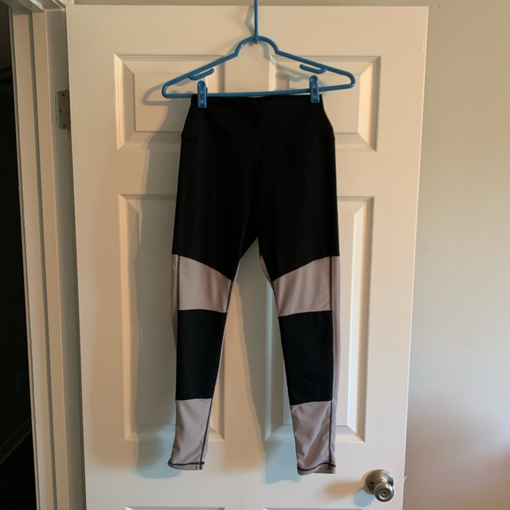 TYC Black & Gray Mesh Classic Leggings